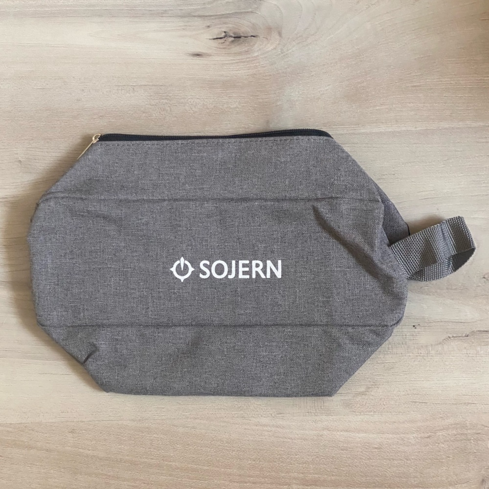 Toiletries Case - Gray with Mesh